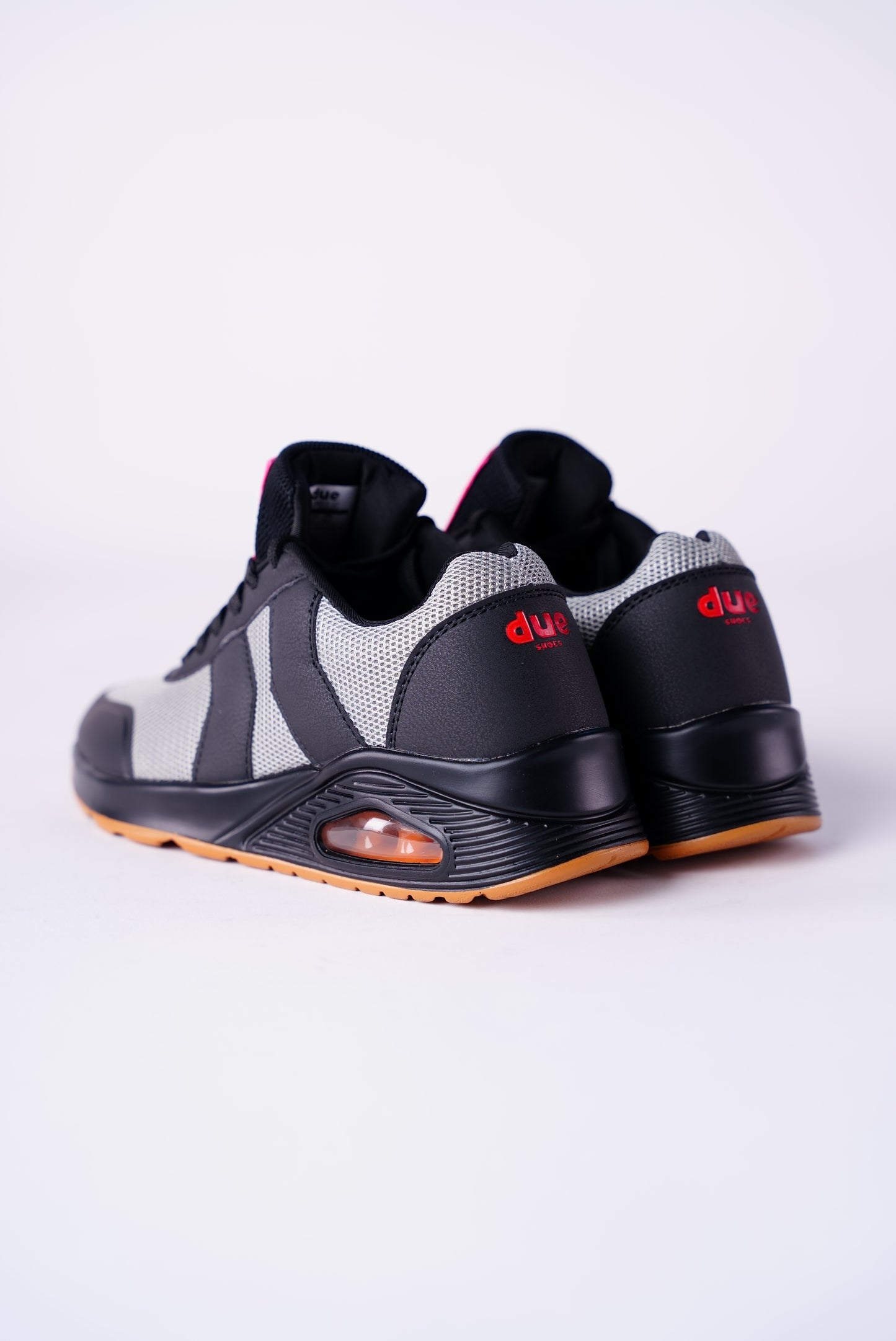 
                  
                    ZAPATILLA UNISEX ROMA II GREY MANDARIN
                  
                